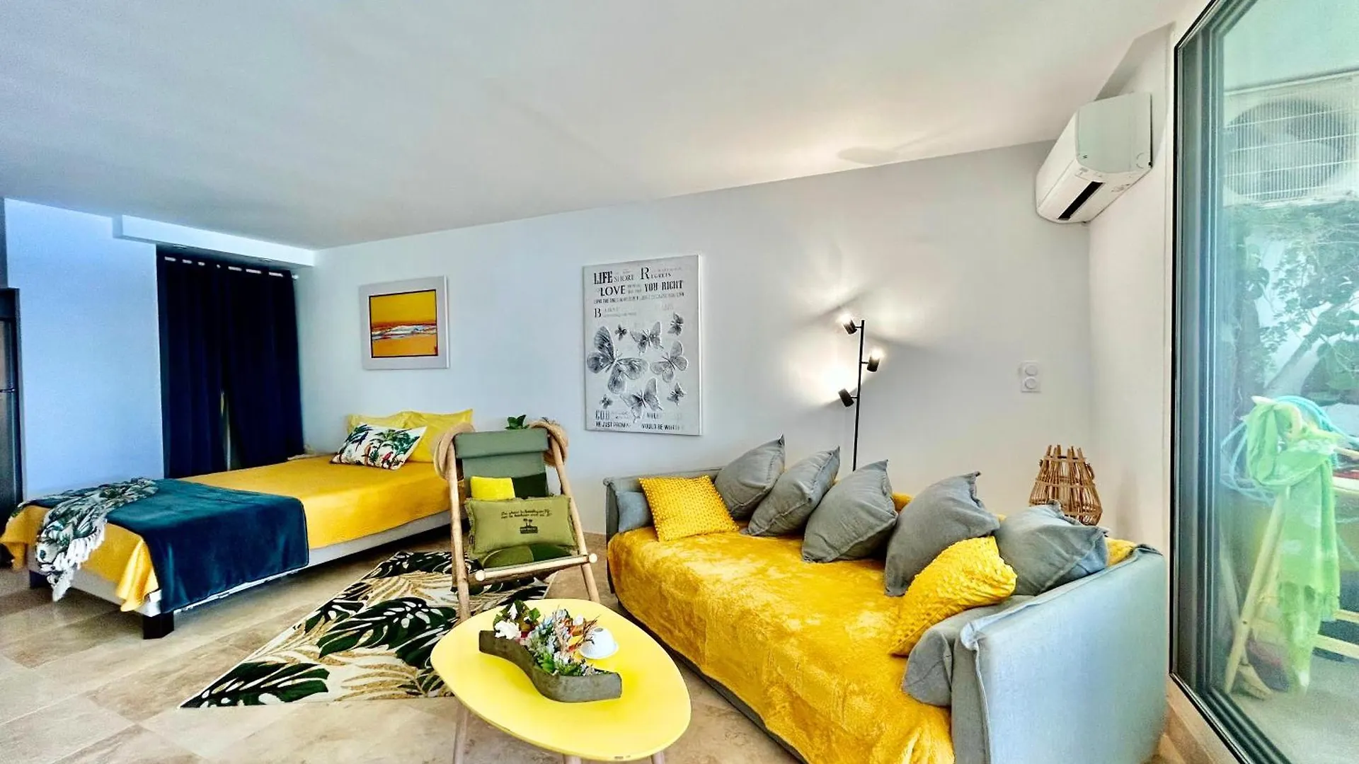 Studio So Lovely, Stunning Sea View Cul de Sac